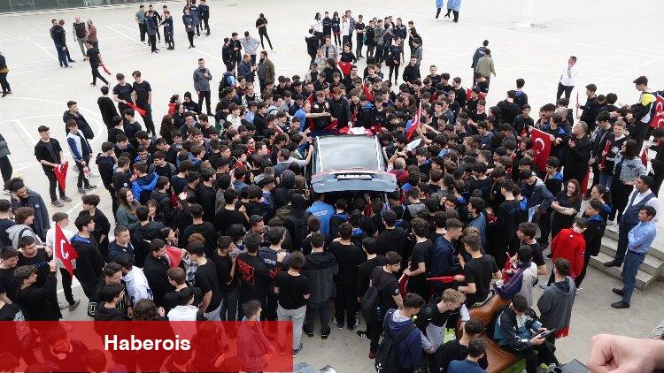 Geleceğin otomotivcileri Togg’u inceledi