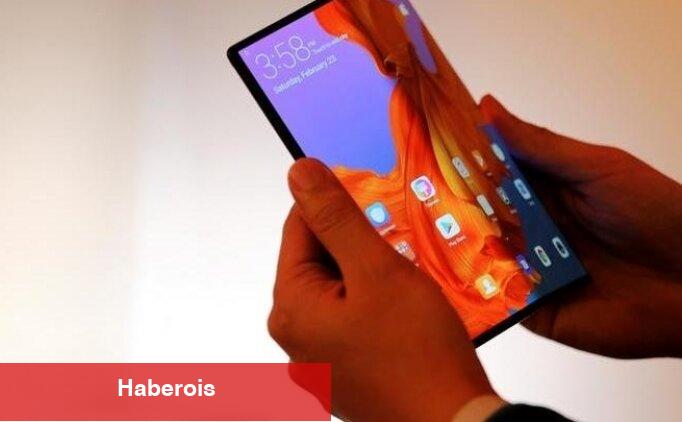 Huawei, katlanabilir akıllı telefonu Mate X'i tanıttı
