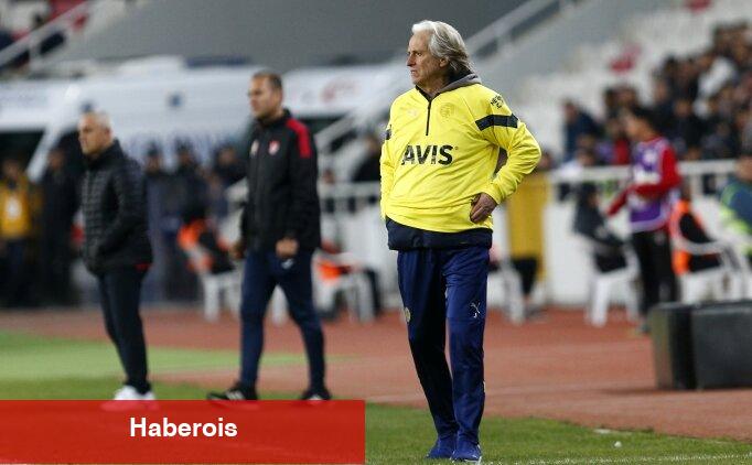 Jorge Jesus: "VAR o penaltıyı nasıl vermez?" - Haberois Jorge Jesus: "VAR o penaltıyı nasıl vermez?"