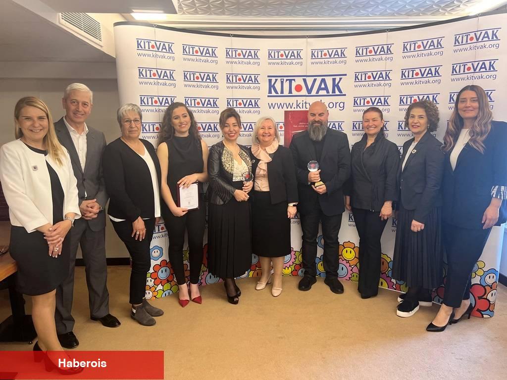 KİTVAK’a Anlamlı Bağış