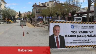 Korkuteli caddelerinde parkeler yenileniyor