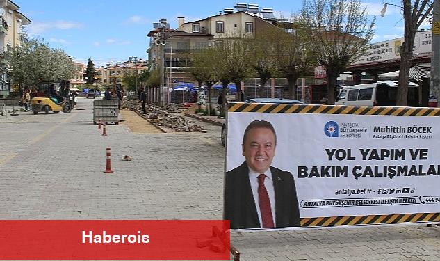 Korkuteli caddelerinde parkeler yenileniyor - Haberois Korkuteli caddelerinde parkeler yenileniyor