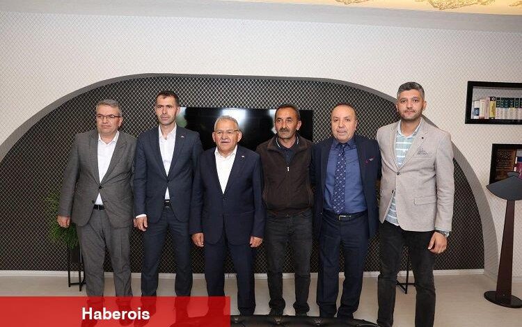 Memduh Büyükkılıç'tan Pınarbaşı'na ziyaret - Haberois Memduh Büyükkılıç'tan Pınarbaşı'na ziyaret