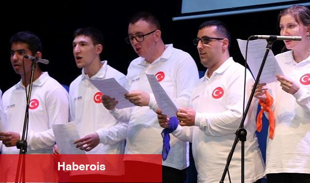 Özel öğrencilerden anlamlı gösteri - Haberois Özel öğrencilerden anlamlı gösteri
