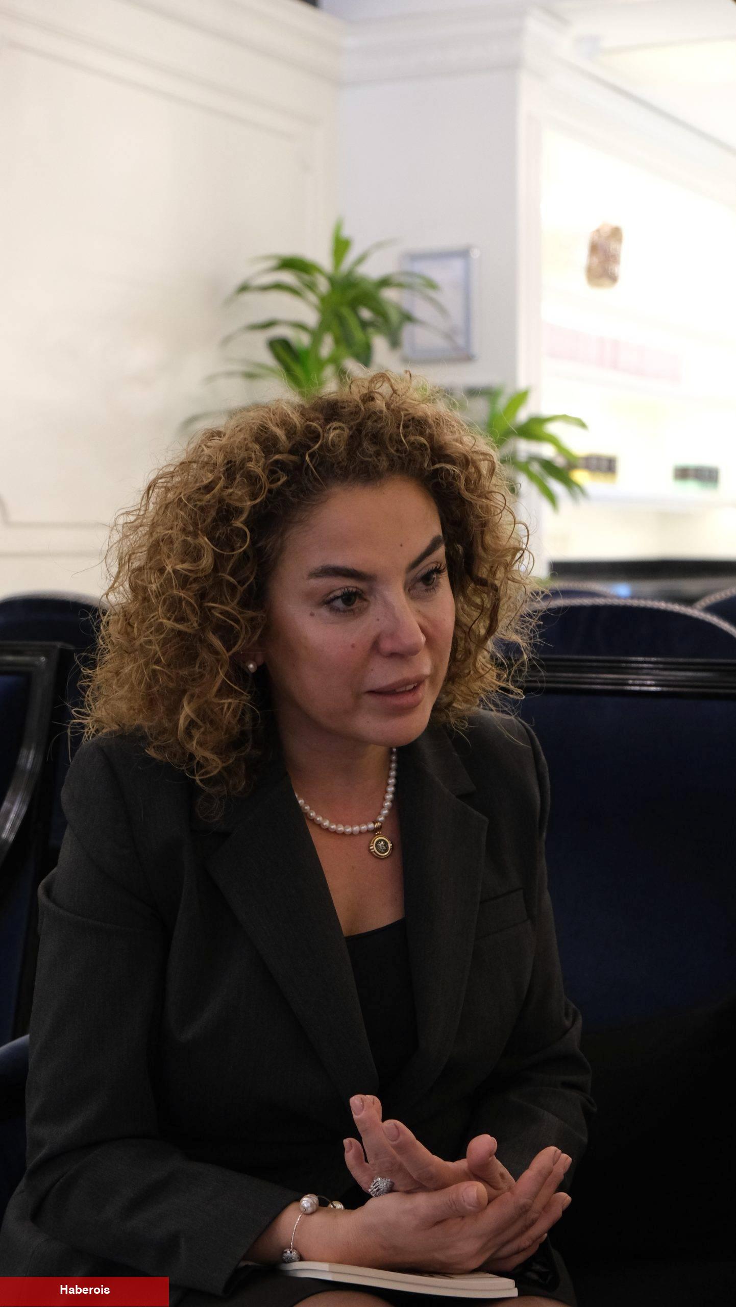 Prof. Dr. Fisun Aykar: “Hemşirelikte Liderliğe Yatırım Yapın!”