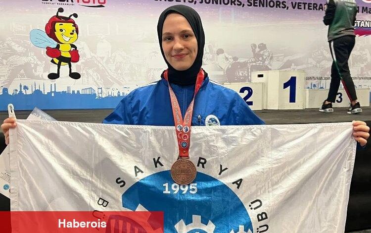 Sakaryalı sporcudan dünya şampiyonasında büyük başarı - Haberois Sakaryalı sporcudan dünya şampiyonasında büyük başarı