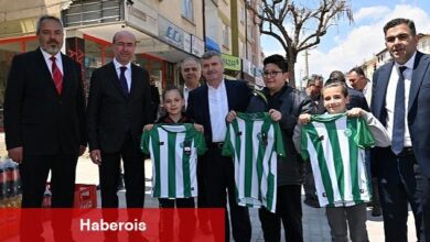 Selçuklu Belediye Başkanı Ahmet Pekyatırmacı milletvekili adayları ile çalışmalarına devam ediyor