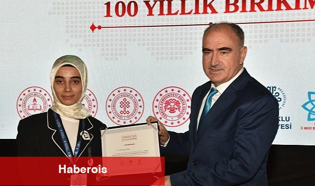 Selçuklu Belediyesi'nin ev sahipliğinde Üstad Necip Fazıl Kısakürek vefatının 40. yıldönümünde çeşitli etkinlikler ile anılıyor - Haberois Selçuklu Belediyesi'nin ev sahipliğinde Üstad Necip Fazıl Kısakürek vefatının 40. yıldönümünde çeşitli etkinlikler ile anılıyor
