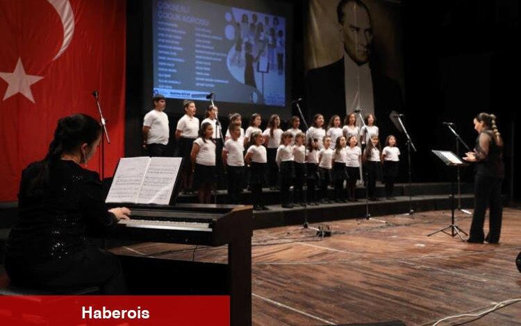 “Sevgi Her Şeydir” konseri büyüledi - Haberois “Sevgi Her Şeydir” konseri büyüledi