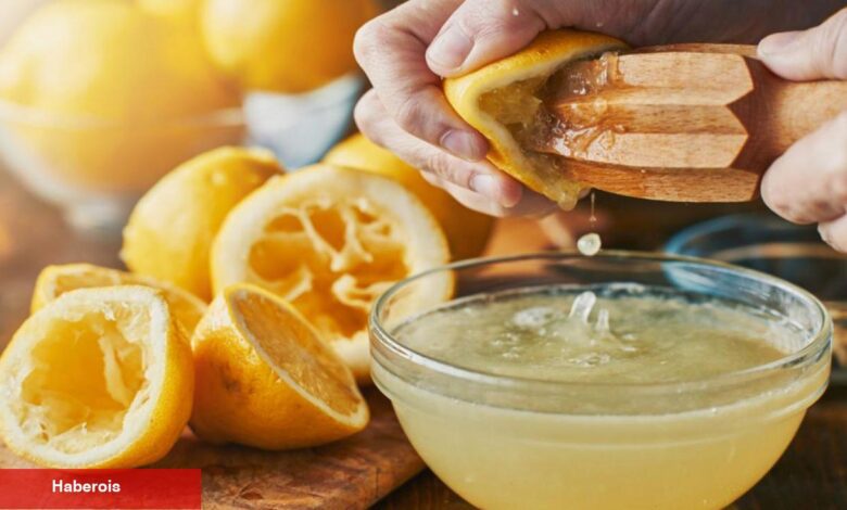 Sıkılmış limonun kabuğuyla neler yapılabilir? Limon kabuğunu sakın çöpe atmayın! - Haberois Sıkılmış limonun kabuğuyla neler yapılabilir? Limon kabuğunu sakın çöpe atmayın!