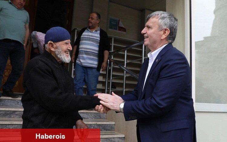 Tahir Akyürek'ten teşekkür ziyareti - Haberois Tahir Akyürek'ten teşekkür ziyareti
