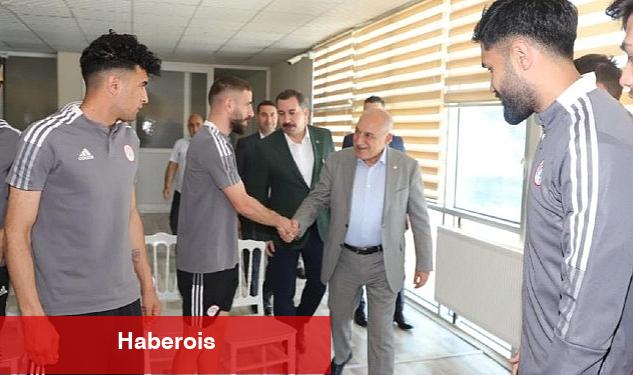 TFF Başkanı Büyükekşi'den, Karbel Karaköprü Belediye Spor'a Ziyaret - Haberois TFF Başkanı Büyükekşi'den, Karbel Karaköprü Belediye Spor'a Ziyaret