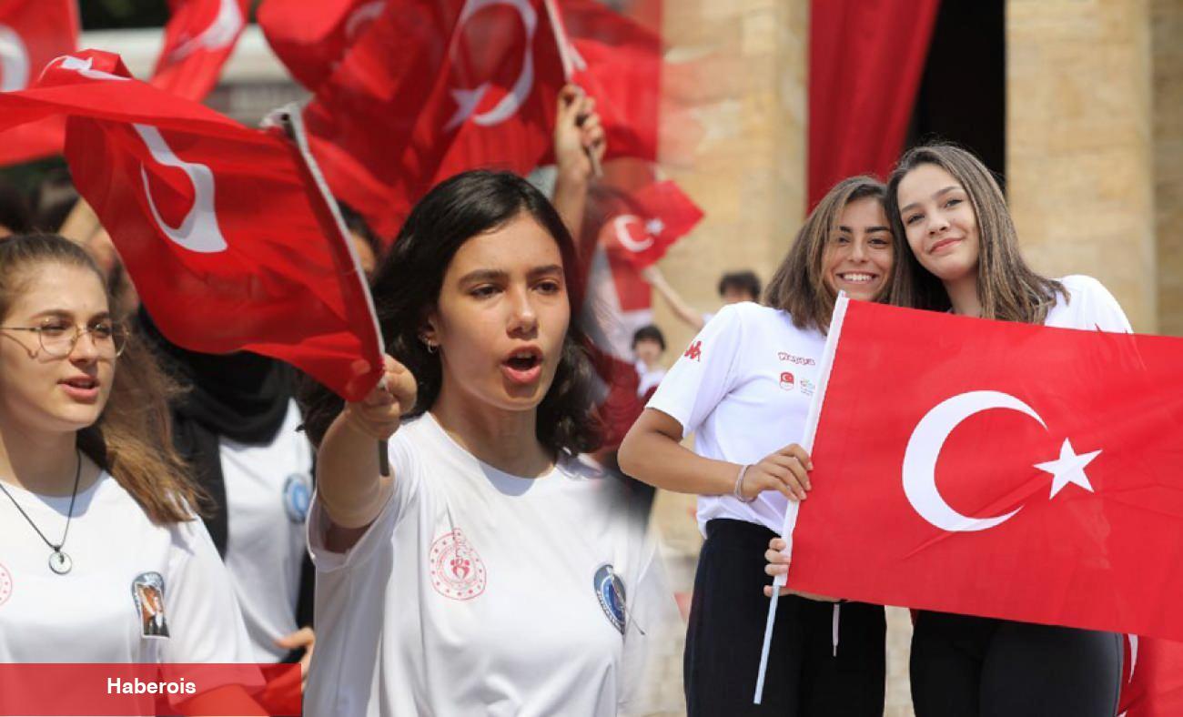 Türk Bayrağı nereden alınır? 19 Mayıs Atatürk'ü Anma, Gençlik ve Spor Bayramı için bayraklar