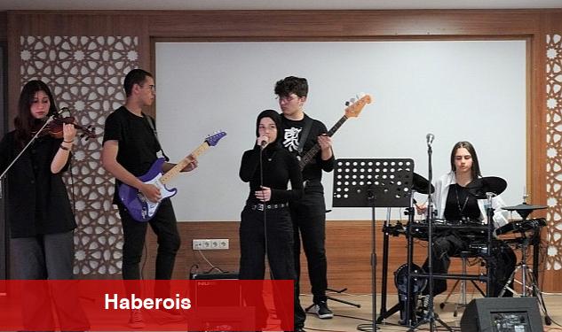 Vecihi Hürkuş Anadolu Lisesi'ne Enstrüman Desteği - Haberois Vecihi Hürkuş Anadolu Lisesi'ne Enstrüman Desteği