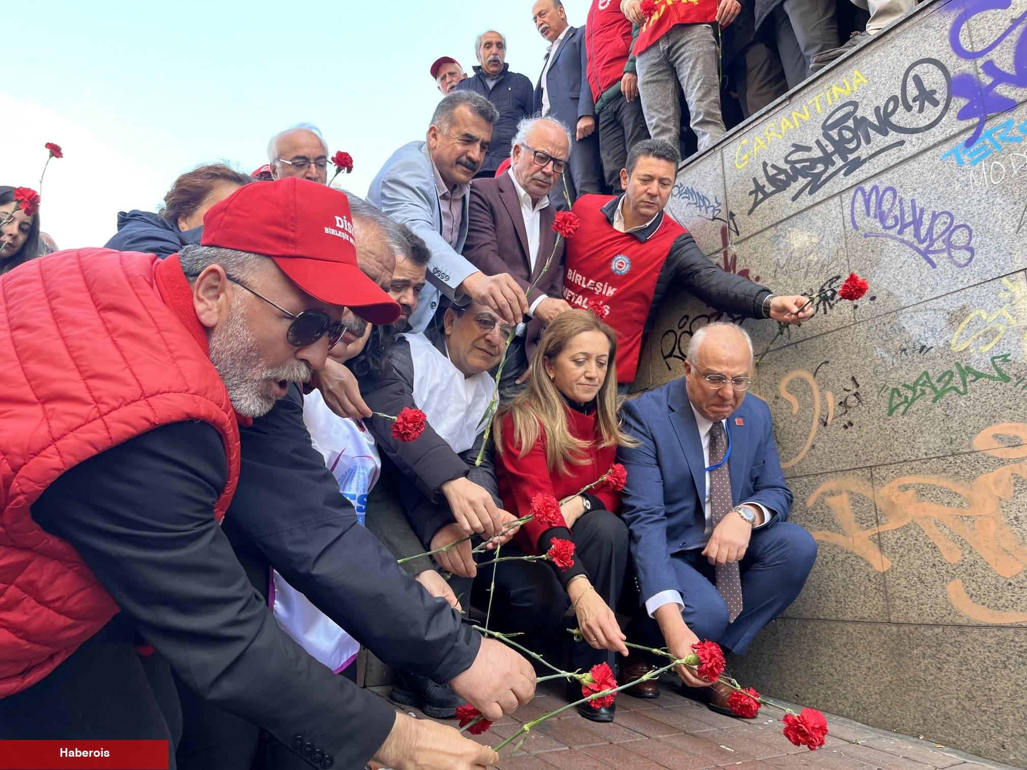 Yaşasın 1 Mayıs! Emekçiler Bugün Meydanlarda!