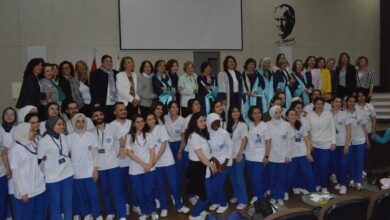 50 Yıl Önce Mezun Olan Hemşireler Sempozyumda Gençlerle Buluştu