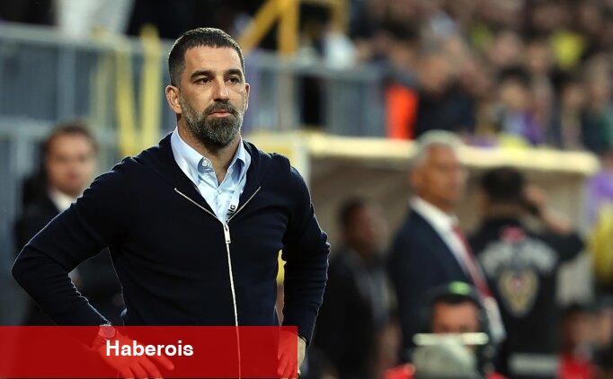 Arda Turan: "Beni uygun hoca yapmak istiyorlar"
