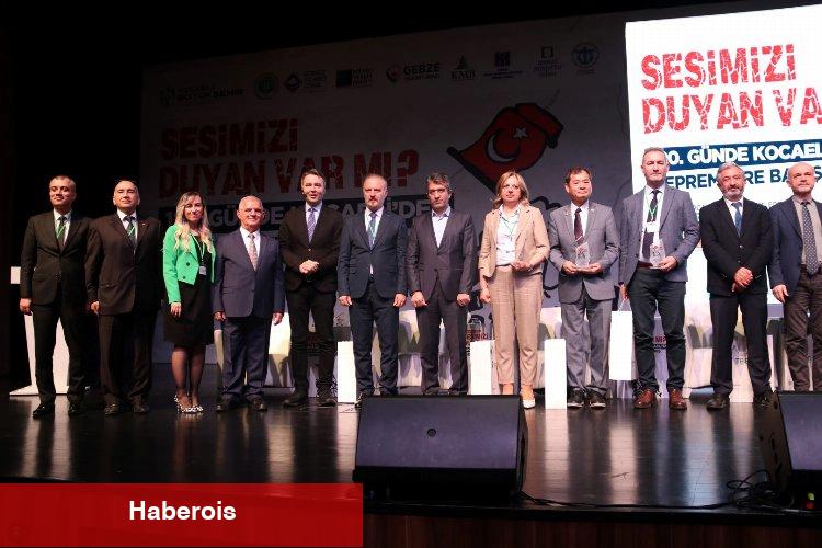 Asrın felaketinin 120. gününde Kocaeli’de deprem paneli