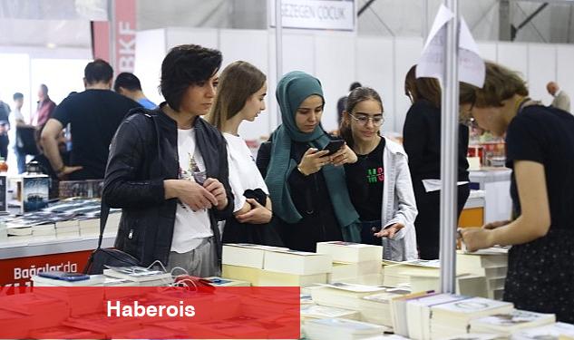 Bağcılar Kitap Fuarı'nda depremzedeler için "Bi bana Bi Malatya'ya Kitap" kampanyası - Haberois Bağcılar Kitap Fuarı'nda depremzedeler için "Bi bana Bi Malatya'ya Kitap" kampanyası
