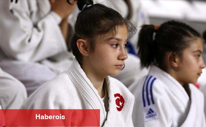 Balkan şampiyonu judocu Sema Ziya'nın hayali olimpiyat madalyası - Haberois Balkan şampiyonu judocu Sema Ziya'nın hayali olimpiyat madalyası
