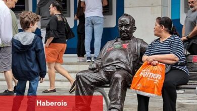 Bir Baba Hindi geri döndü