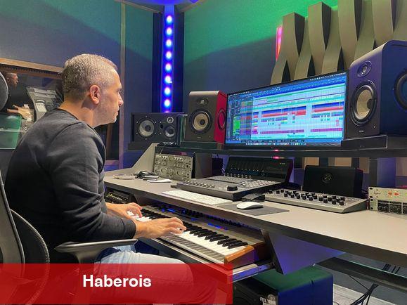 Bülent Ersoy ve orkestra takımı tekrar karşı karşıya! Ahmet İzgi Ersoy'a tazminat davası açtı