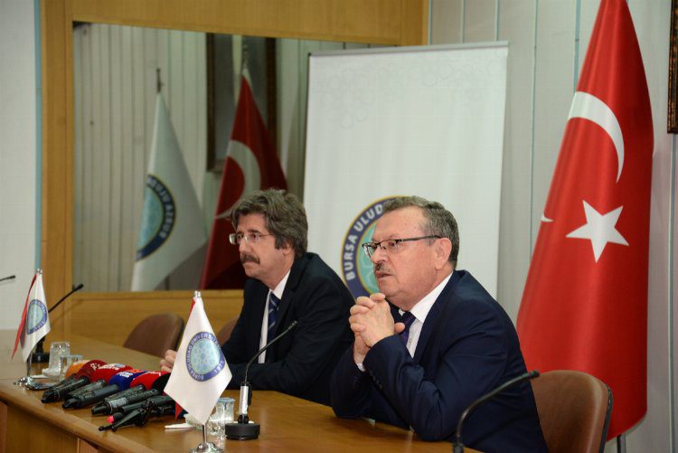 Bursa Uludağ Üniversitesi'nde devir teslim tamamlandı