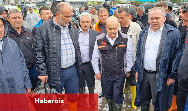 Canik'te Sağanak Yağışa Karşı Etkin Mücadele - Haberois Canik'te Sağanak Yağışa Karşı Etkin Mücadele