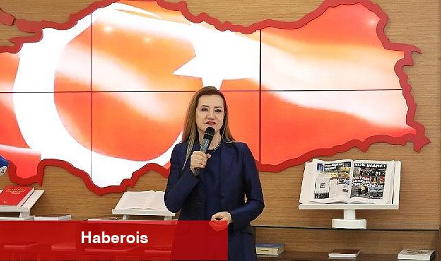 DEÜ'de bayramlaşma töreni - Haberois DEÜ'de bayramlaşma töreni