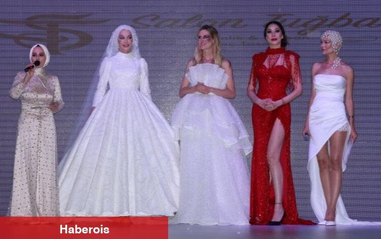 Fashion Breeze 2023 defilesi büyüledi - Haberois Fashion Breeze 2023 defilesi büyüledi