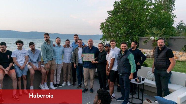 Frutti Extra Bursaspor sezonu yemekle kapattı