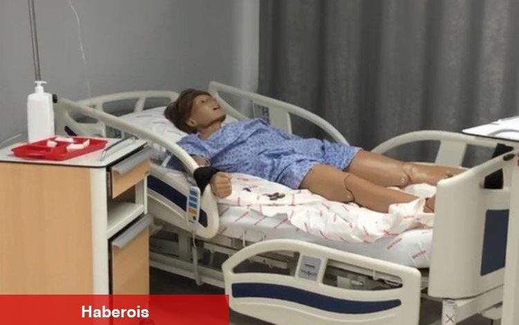Hemşirelikte hatayı önleyecek simülasyon! - Haberois Hemşirelikte hatayı önleyecek simülasyon!