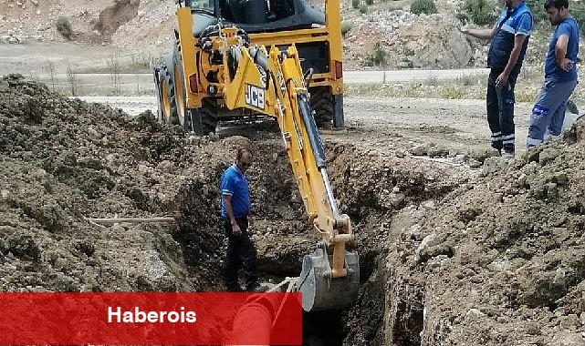 Heyelanın patlattığı boru onarıldı - Haberois Heyelanın patlattığı boru onarıldı