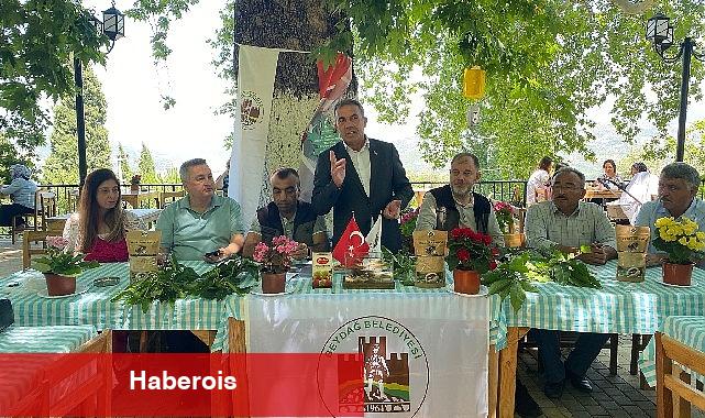 İzmir'in Beydağ ilçesinde Beydağ Belediyesi'nce koordine edilen "Kestane Gal Arısı Zararlısı" bilgilendirme toplantısı yapıldı. - Haberois İzmir'in Beydağ ilçesinde Beydağ Belediyesi'nce koordine edilen "Kestane Gal Arısı Zararlısı" bilgilendirme toplantısı yapıldı.