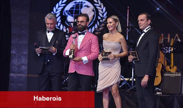 İzmirli modacı Vedat Yetek'e büyük ödül