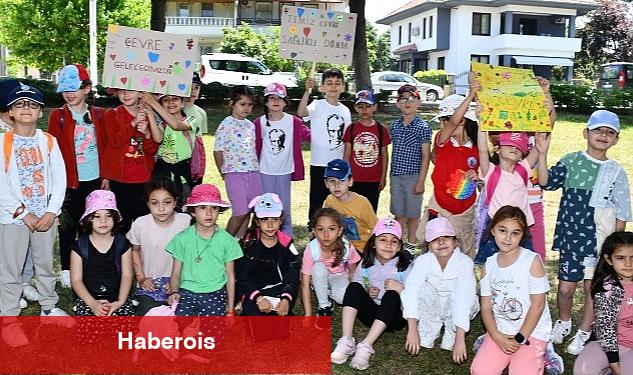 İznik'te Geri Dönüşüm Defilesi - Haberois İznik'te Geri Dönüşüm Defilesi
