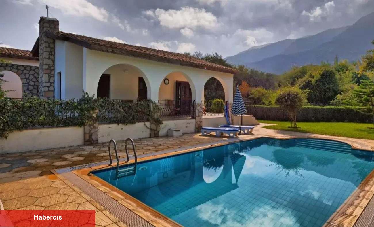 Kıbrıs’ta korunaklı villalarda ailece tatil fırsatı
