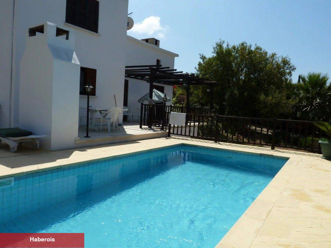 Kıbrıs’ta korunaklı villalarda ailece tatil fırsatı
