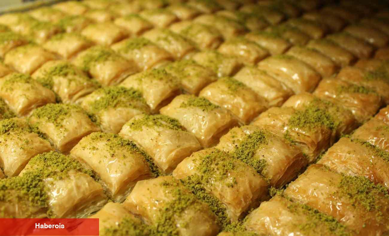 Meşhur Antep baklavasının püf noktası nedir? Antep adabı baklava nasıl yapılır?