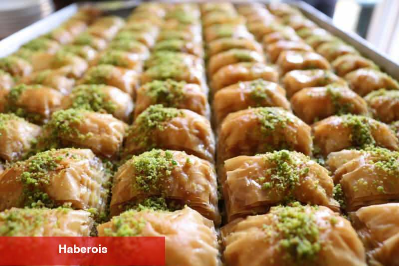 Meşhur Antep baklavasının püf noktası nedir? Antep adabı baklava nasıl yapılır?