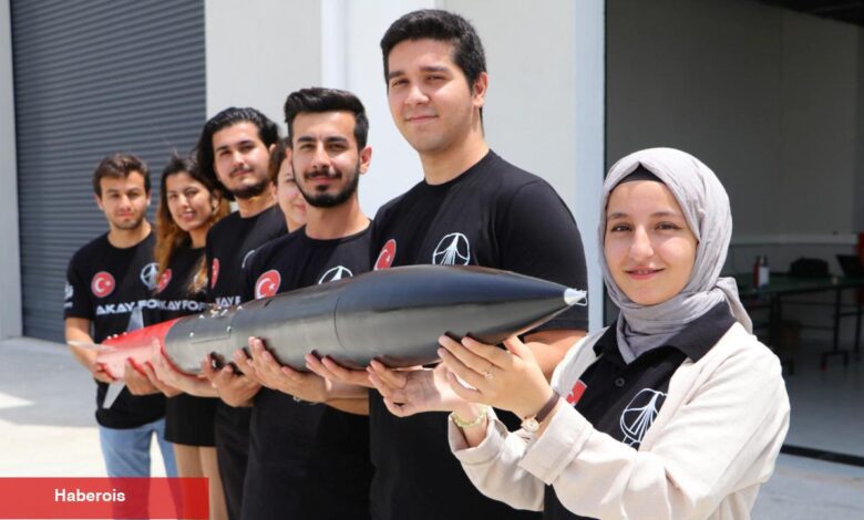 Öğrenciler 10 bin fite çıkabilen roket tasarladı