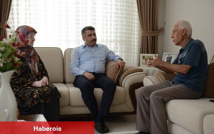 Oktay Yılmaz'dan şehit ailesine bayram ziyareti - Haberois Oktay Yılmaz'dan şehit ailesine bayram ziyareti