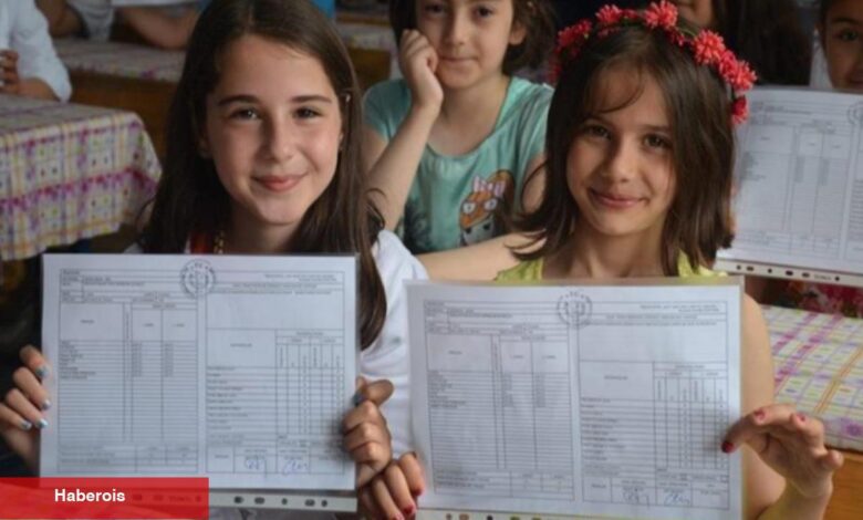 Takdir dokümanı alan öğrenciye 5 bin TL hibe! Erdoğan muştuyu verdi! - Haberois Takdir dokümanı alan öğrenciye 5 bin TL hibe! Erdoğan muştuyu verdi!