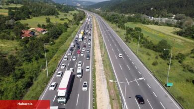 Yollarda bayram yoğunluğu başladı! Trafik durma noktasına geldi!
