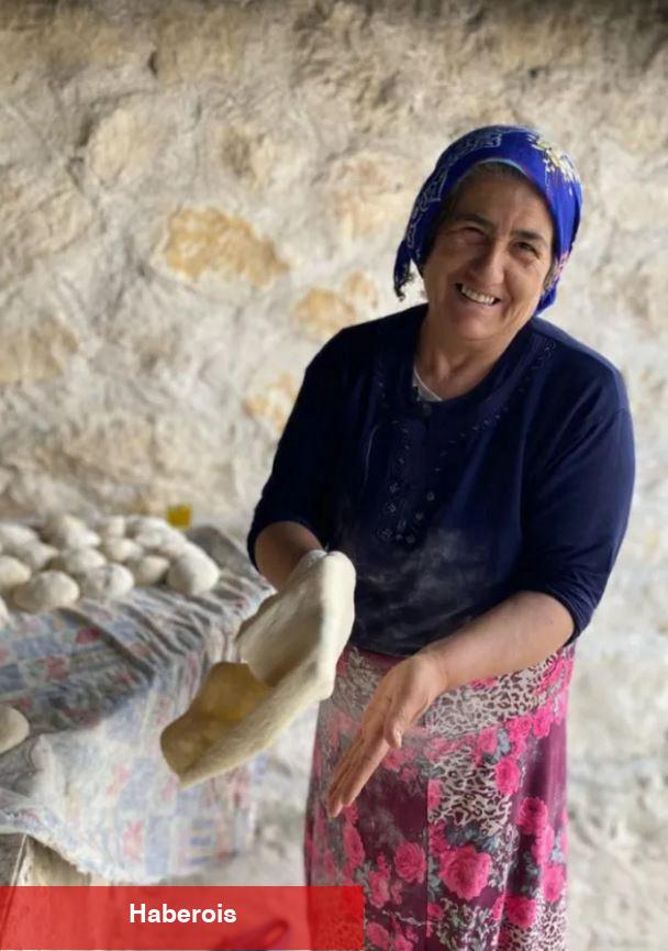 Zelzelede ömrünü yitiren ünlü fenomen Taha Duymaz'ın annesinden ağlatan açıklama!