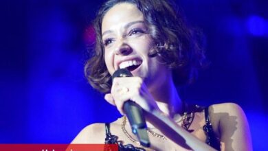 Zeynep Bastık'tan Boğaz'da muhteşem gece