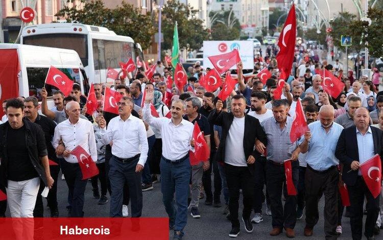 15 Temmuz kahramanları Çayırova'da anıldı - Haberois 15 Temmuz kahramanları Çayırova'da anıldı