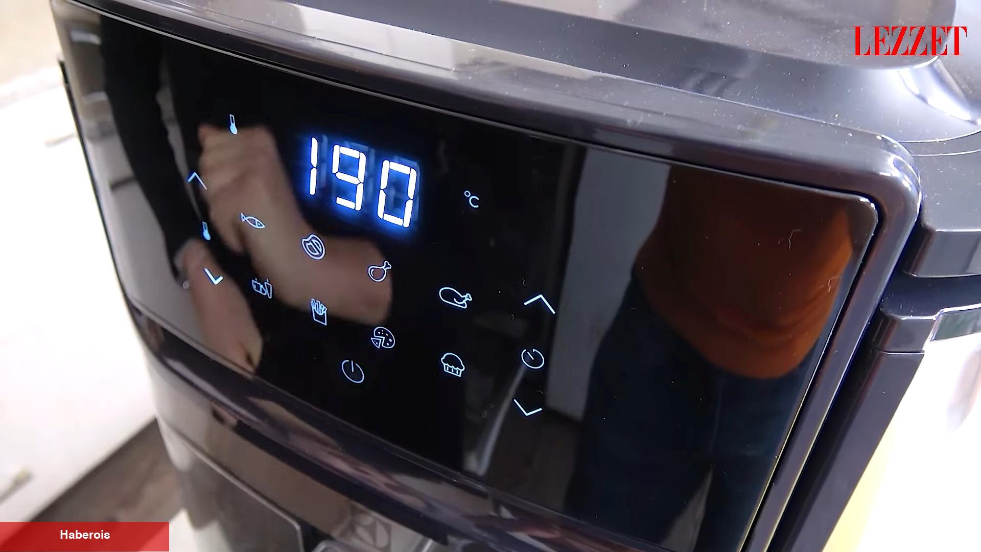 Airfryer'da Közlenmiş Patlıcan