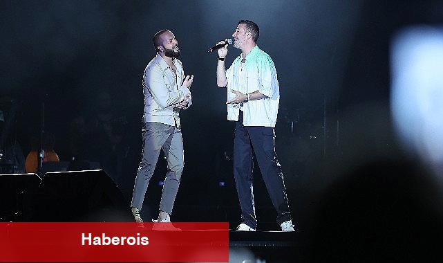 Berkay'dan yaz gecesi esintisi - Haberois Berkay'dan yaz gecesi esintisi