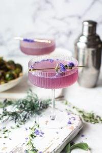 Bunaltıcı sıcakların serinleten lezzeti Lavantalı Limonata!